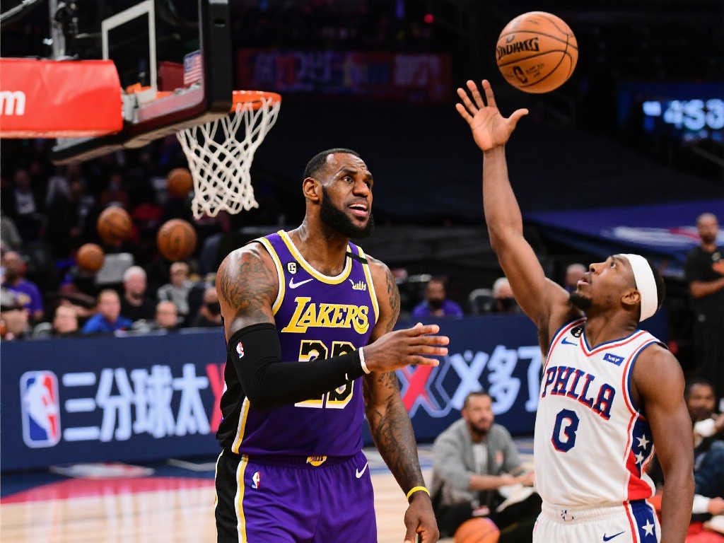 詹姆斯谈全明星正赛改制:三分球数量令人咋舌! 詹姆斯谈全明星正赛改制:三分球数量令人咋舌!