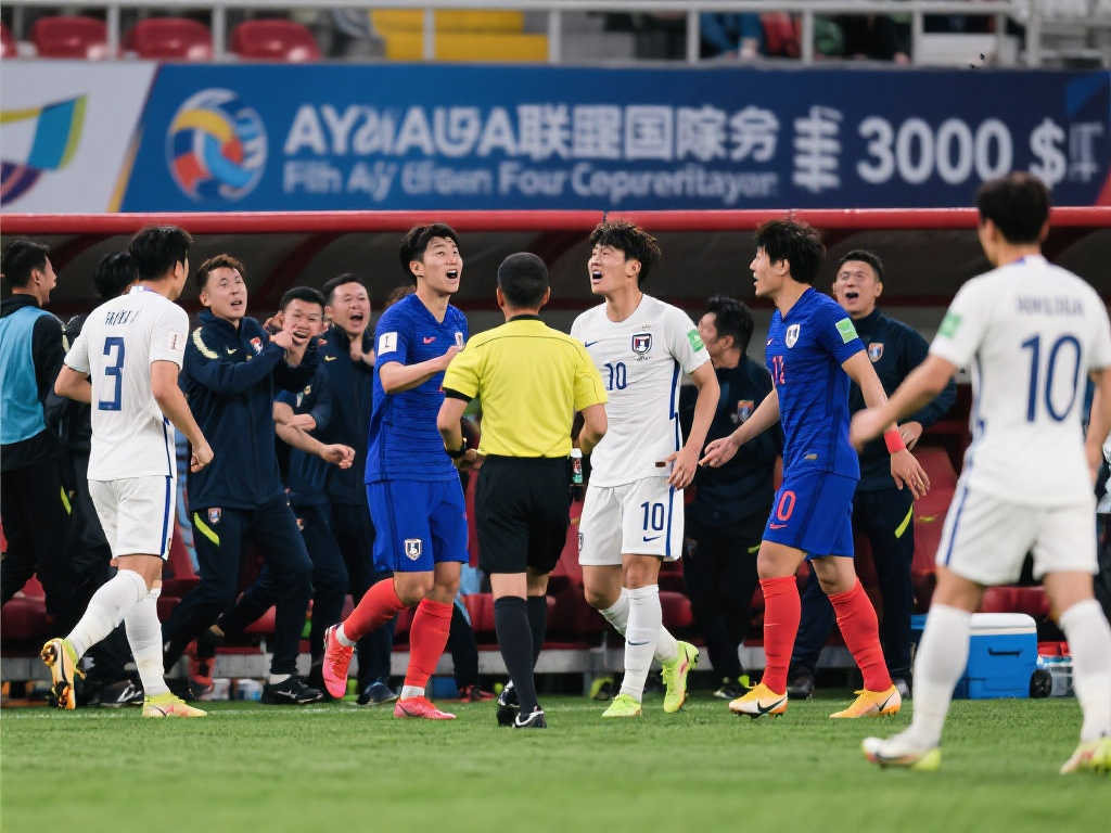 亚足联宣布:韩国队因不当行为被处以3000美元罚款 亚足联宣布:韩国队因不当行为被处以3000美元罚款