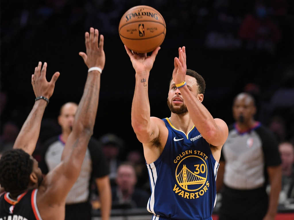 库里低迷施罗德失常 勇士面临背水一战 库里低迷施罗德失常 勇士面临背水一战